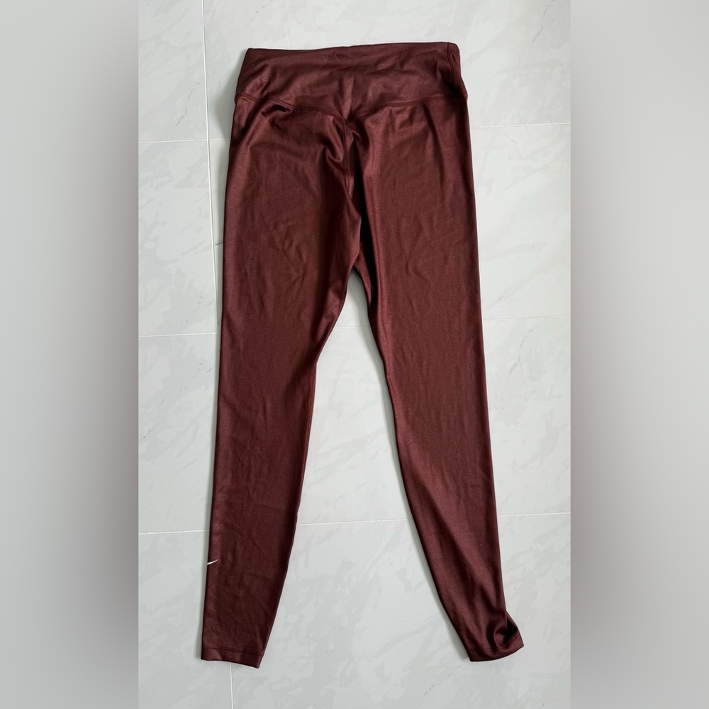 Nike Dri-FIT One Mid-Rise Shine Leggings in the "Bronze Eclipse"